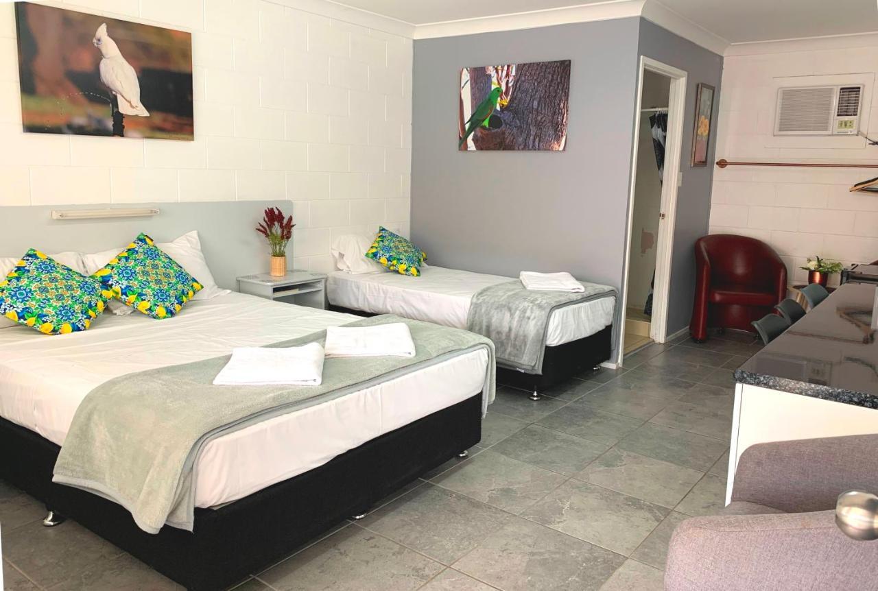 Spanish Lace Motor Inn Townsville Exterior foto