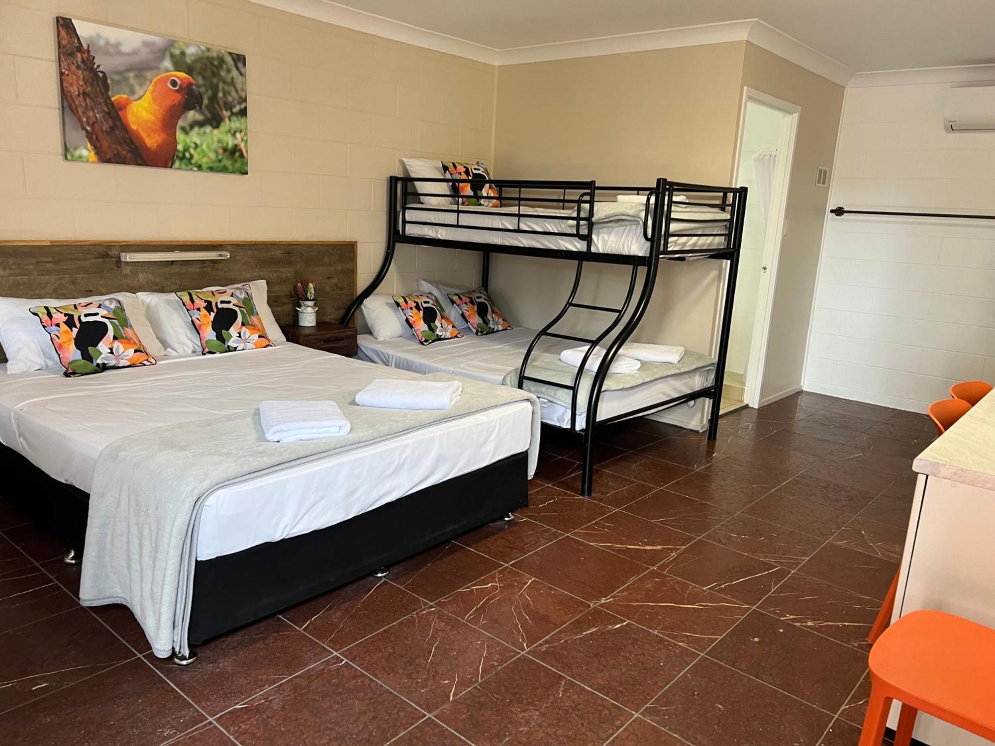 Spanish Lace Motor Inn Townsville Exterior foto