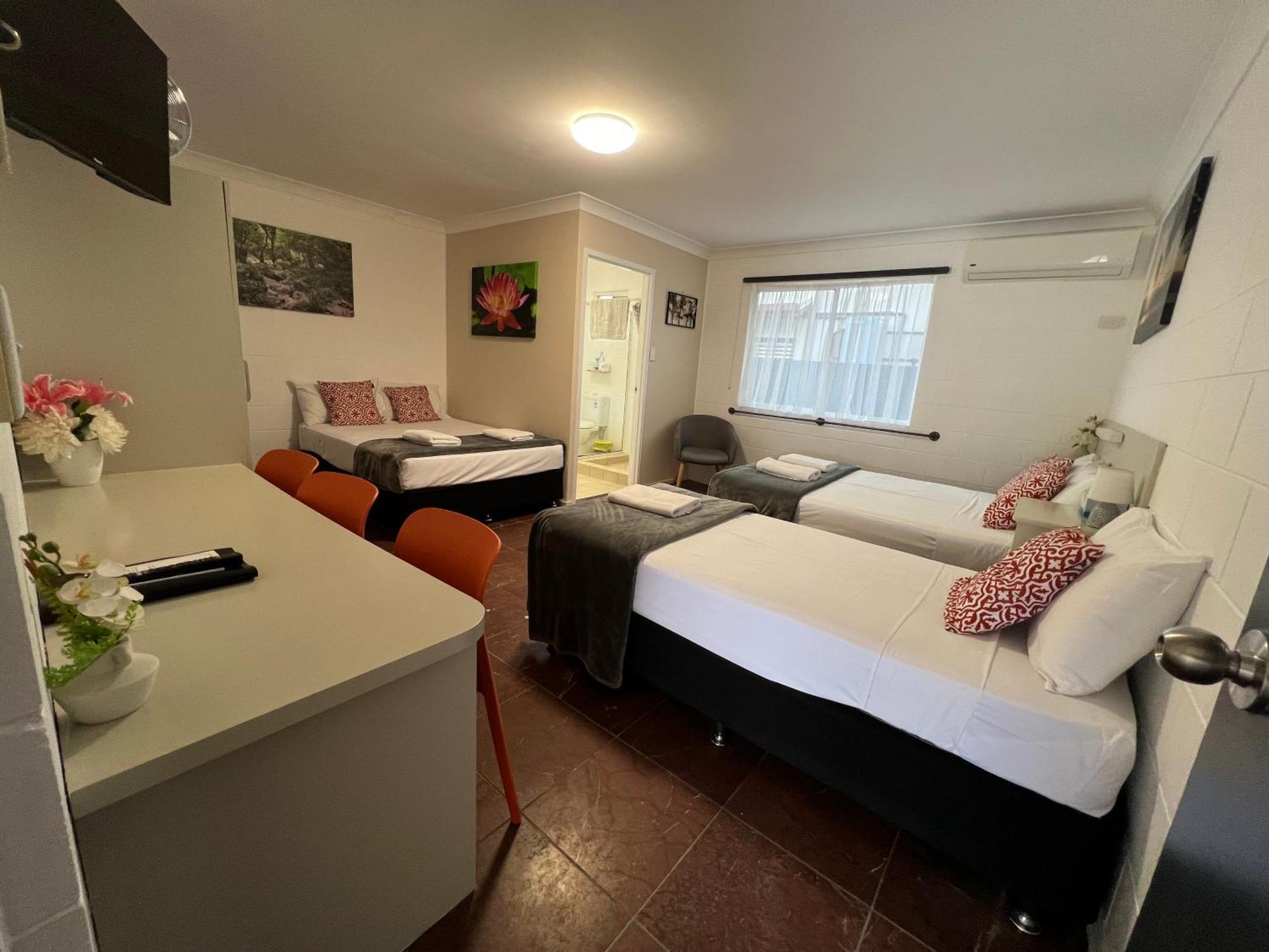 Spanish Lace Motor Inn Townsville Exterior foto